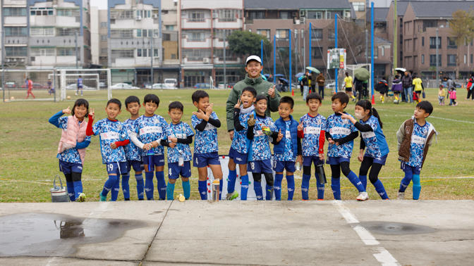 <br><b>小熙</b><br><font size=-1>臺中市西屯區長安國小<br>4年4班</font>頭貼圖片