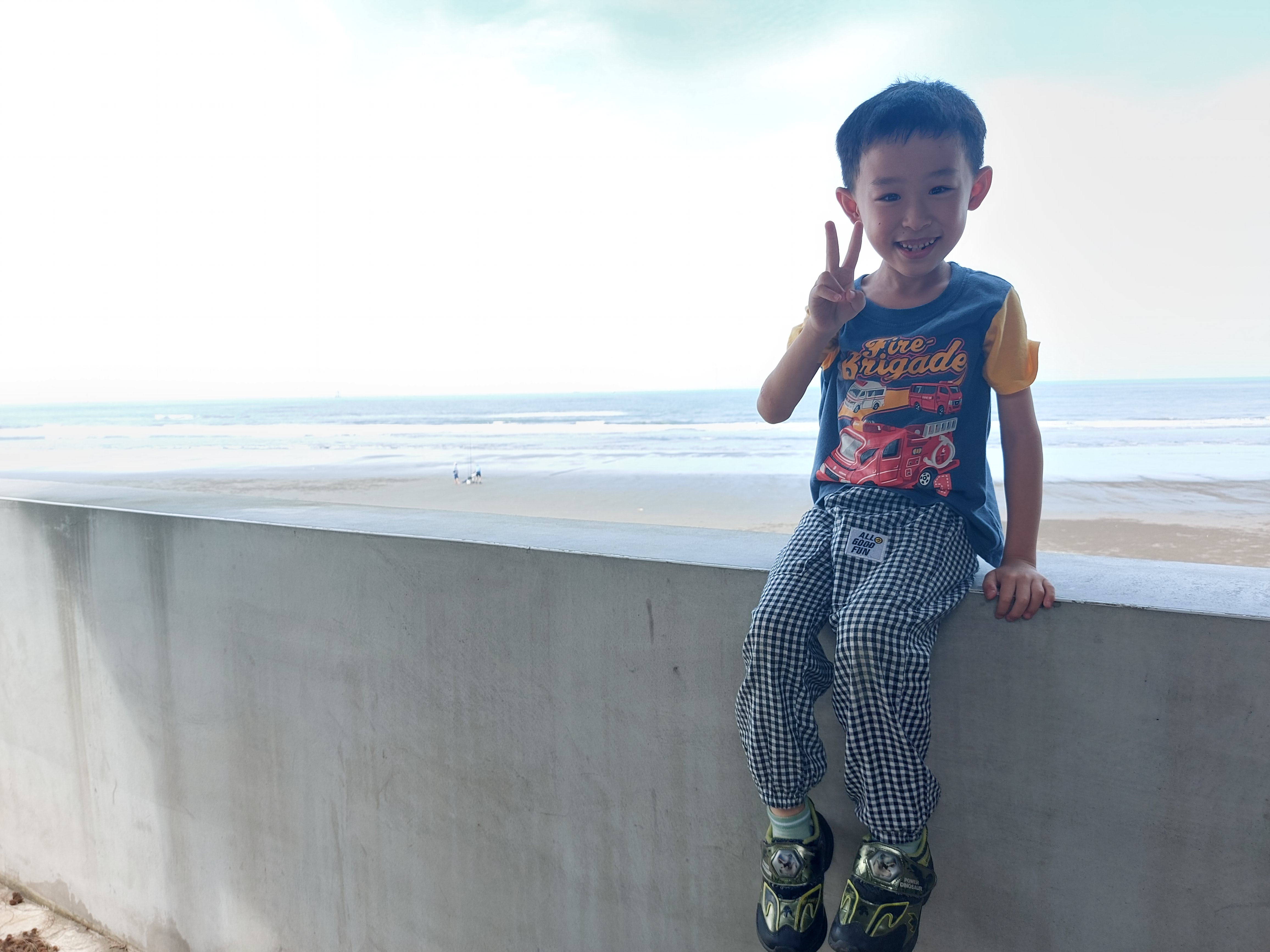 <br><b>鄧承鎬</b><br>臺中市潭子區潭子國小<br>2年5班頭貼圖片